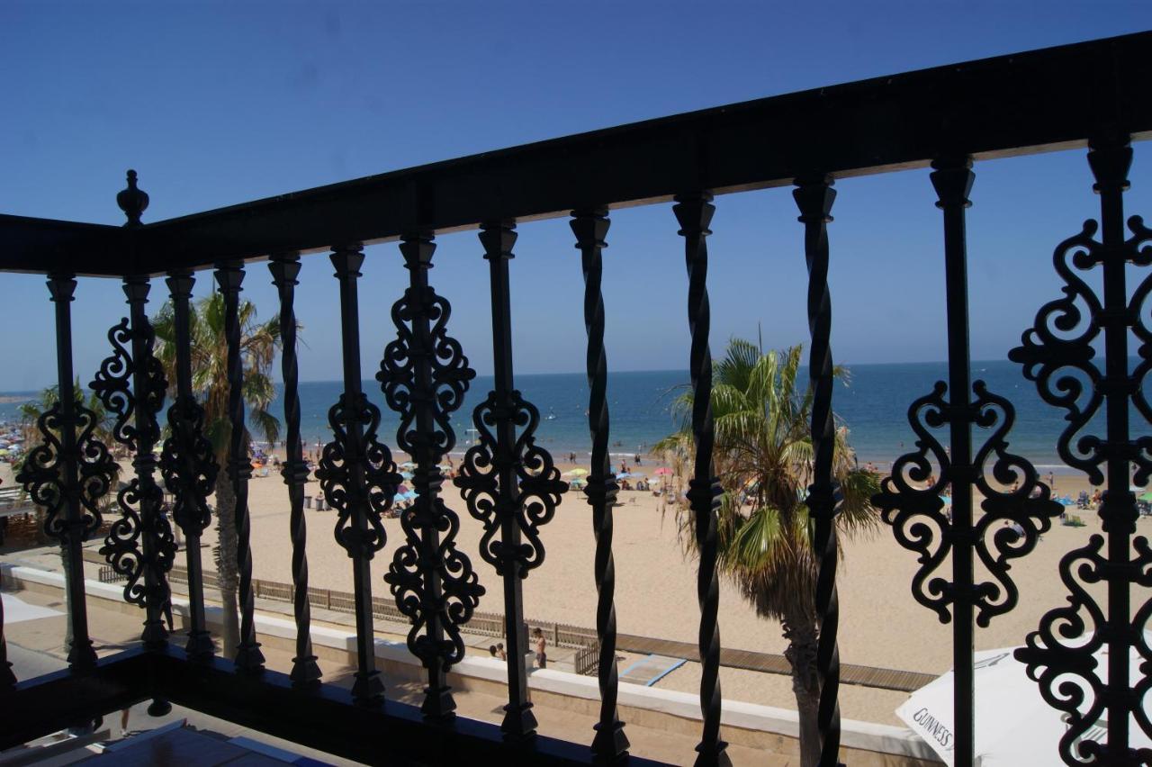 Hotel Playa De Regla